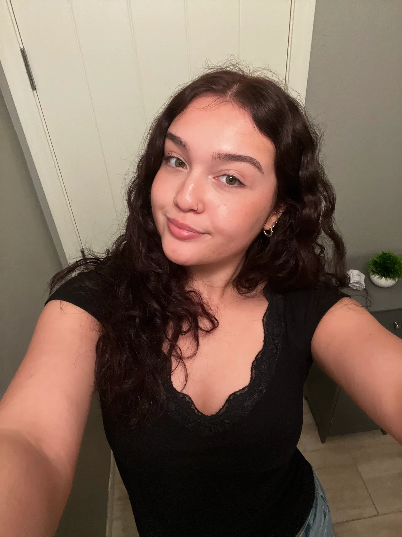 Emma, founder of Radiant Skin Solutions